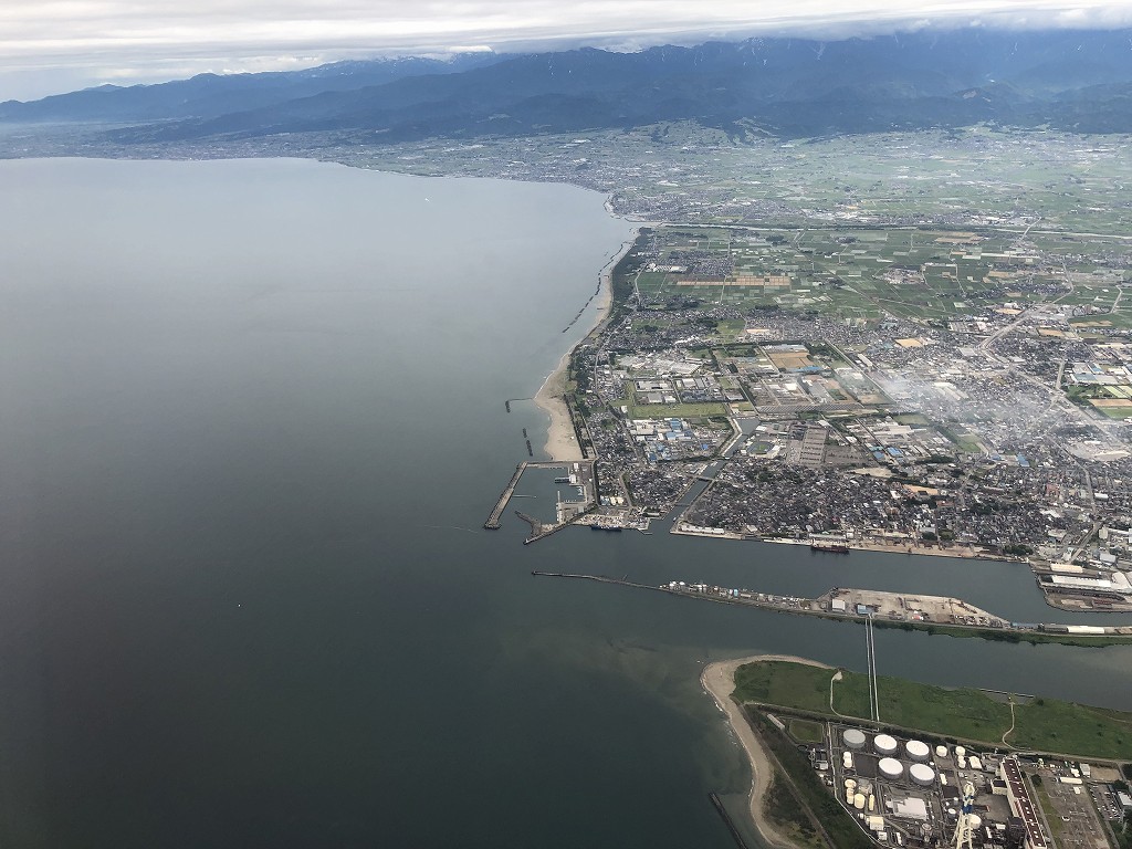 ANA316便から見た富山湾
