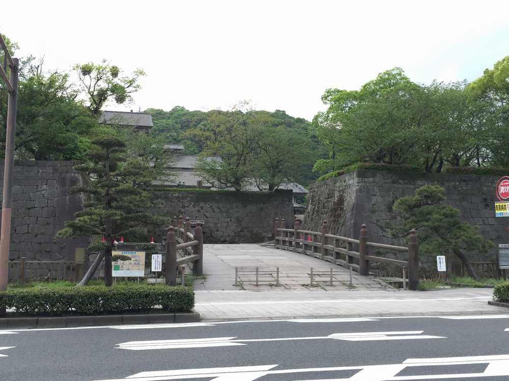 鶴丸城跡画像