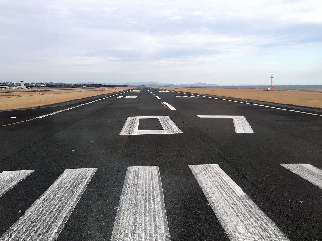 山口宇部空港の07滑走路