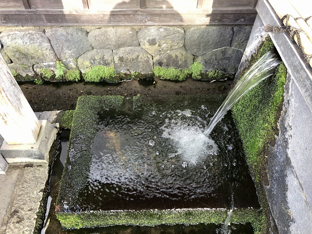上田市の柳町の保命水2