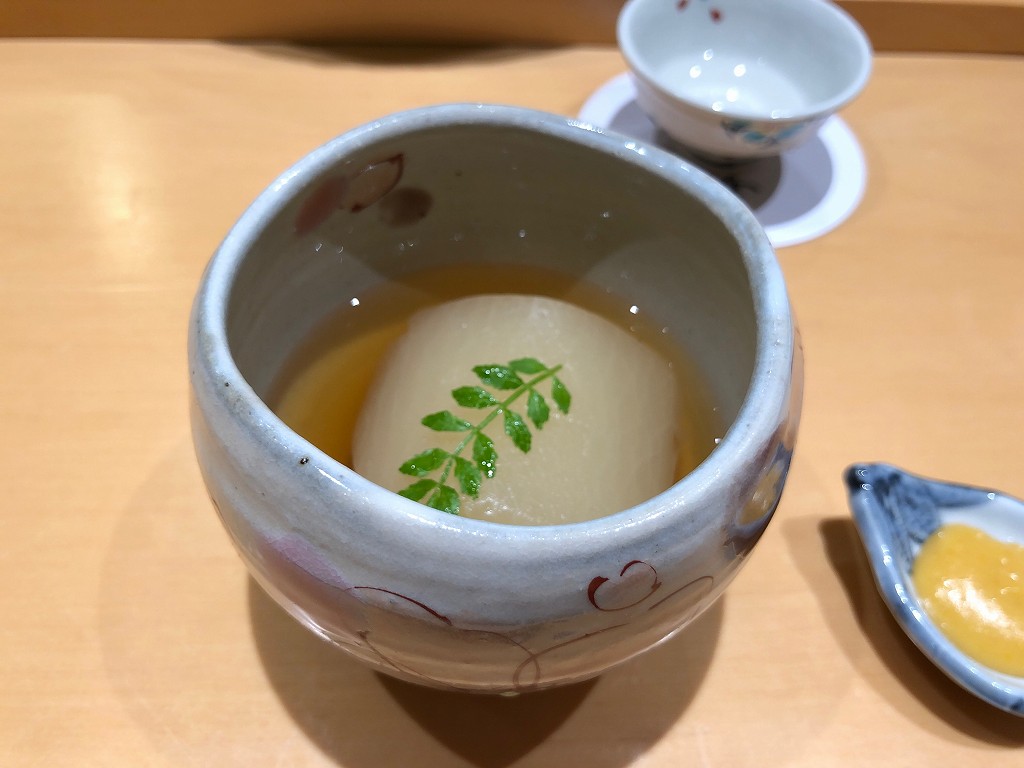 金沢の「すし屋 小桜」の大根