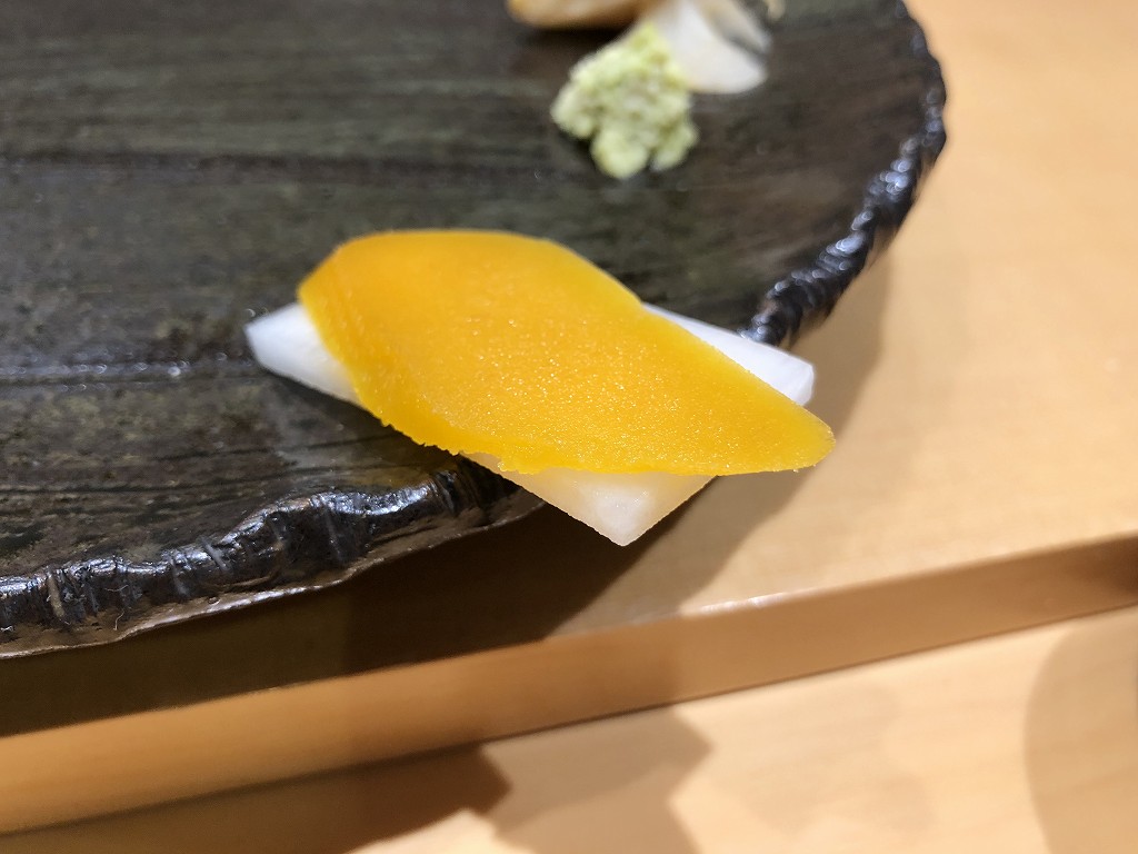 金沢の「すし屋 小桜」のからすみ
