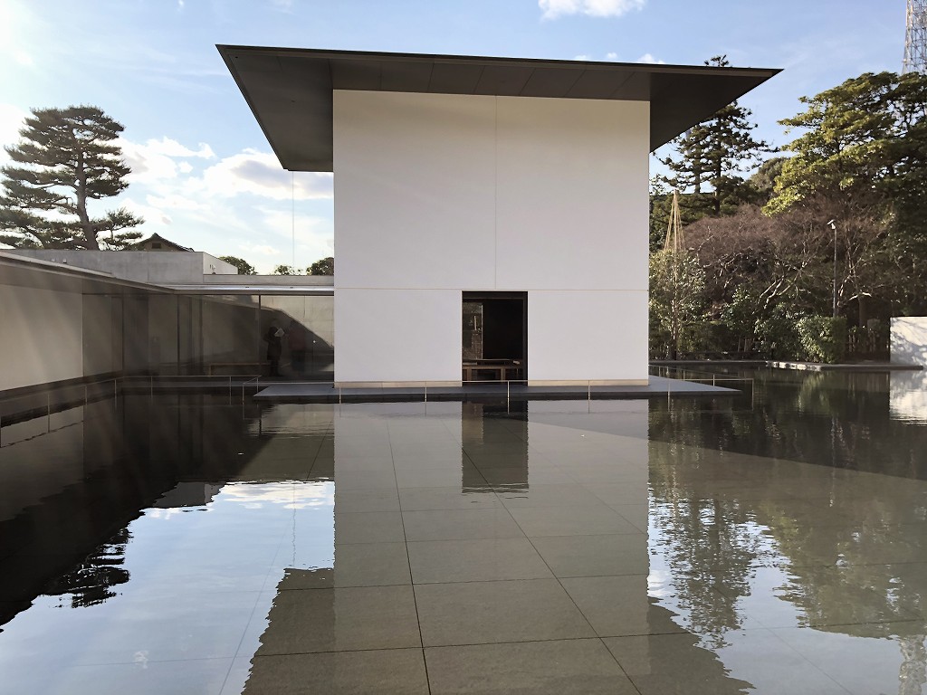 鈴木大拙館の水鏡の庭2