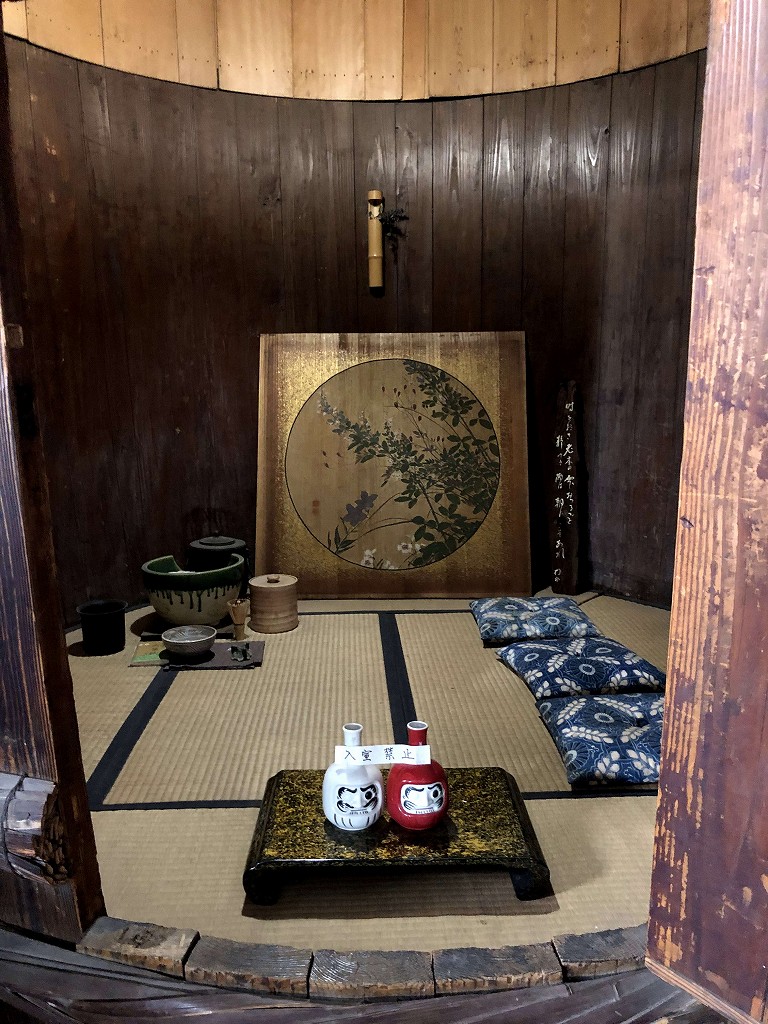 旧北国街道柳町の岡崎酒造の茶室2
