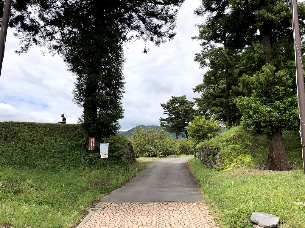 真田氏居館跡の大手門