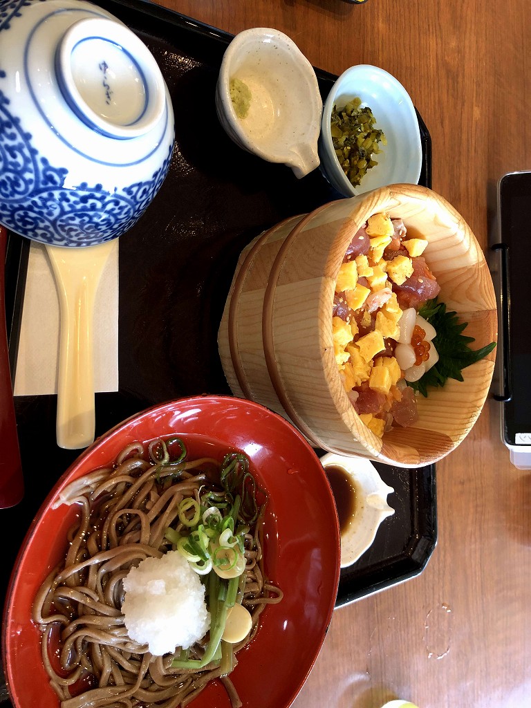イオンモール浦和美園のおひつごはん四六時中の海鮮丼1