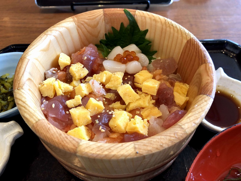 イオンモール浦和美園のおひつごはん四六時中の海鮮丼2