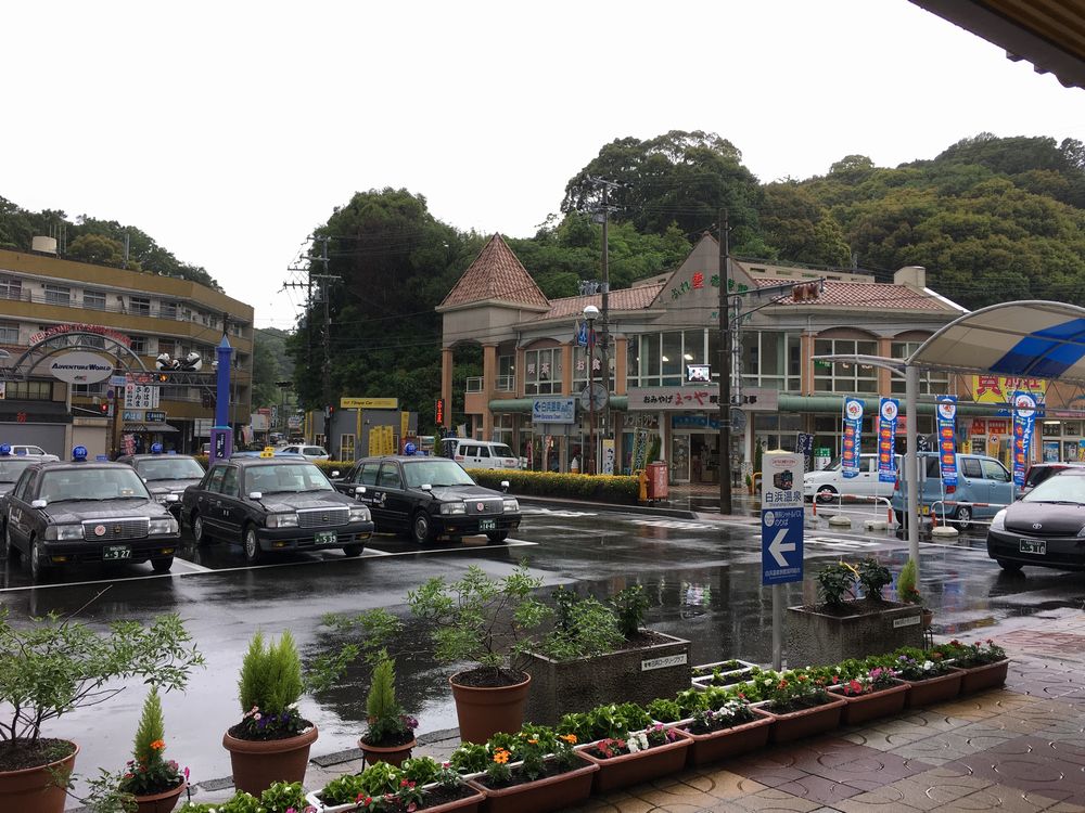 JR白浜駅前の風景1