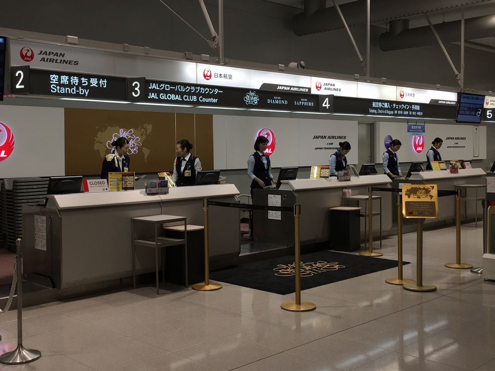 関西空港の第1ターミナルのJGCカウンター