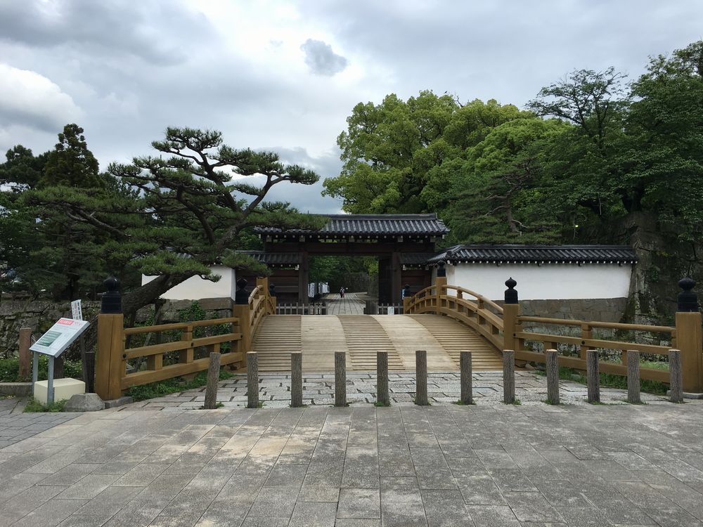 和歌山城の大手門と一の橋