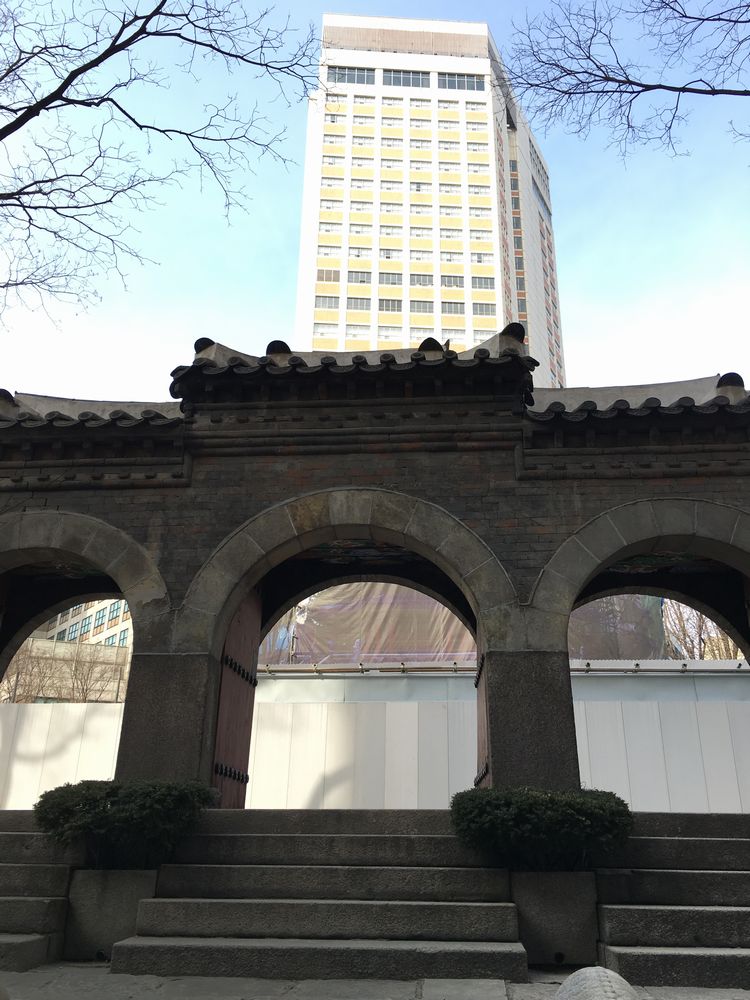 圜丘壇の石彫大門