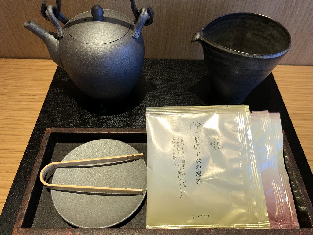 由縁別邸 代田のデラックスダブルルームのお茶