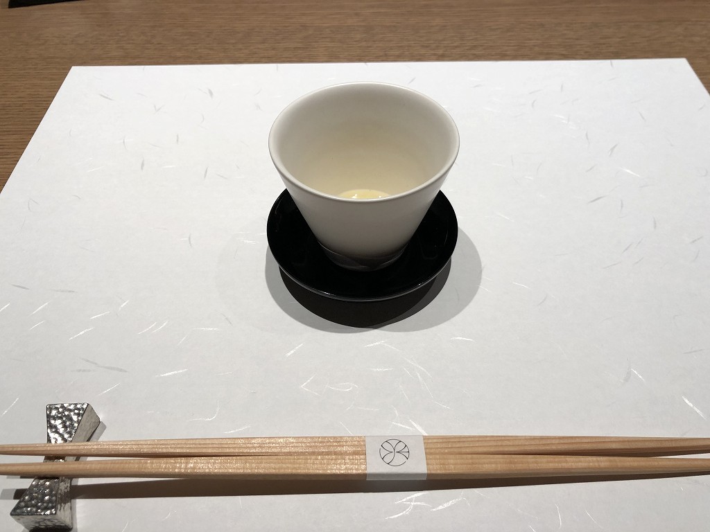 由縁別邸 代田の「割烹 月かげ」で茶師十段厳選 玉露1