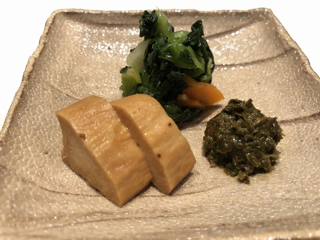 由縁別邸 代田の「割烹 月かげ」の晩飯の漬物