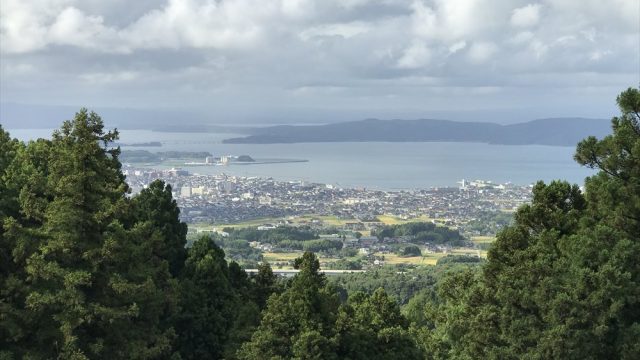 七尾城跡の本丸跡から日本海