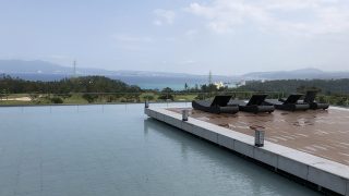 リッツカールトン沖縄の水盤