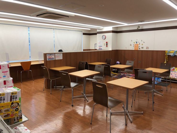 下高井戸のファミマの2階