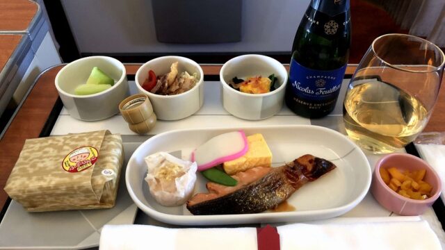 JAL257便ファーストクラ明日の機内食