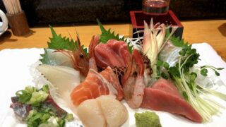 ひょうたん寿司 江坂本店の刺し身9種盛り