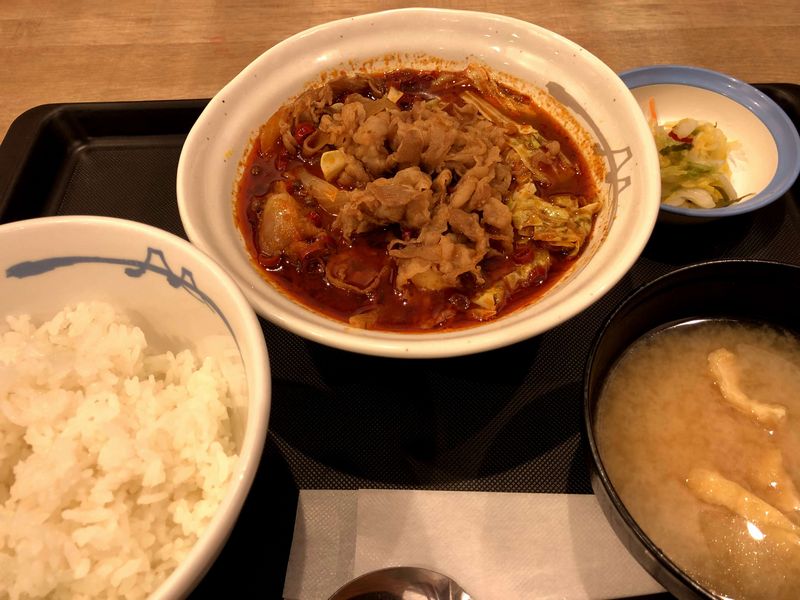 松屋の水煮牛肉～四川風牛肉唐辛子煮込み～