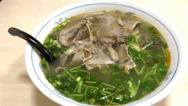 西川口駅の豪媽牛肉湯の牛肉湯