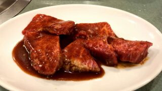 新長田の「元祖 平壌冷麺屋 本店」のハラミ