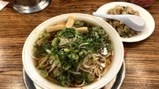 神戸ラーメン 第一旭 三宮本店のAらーめん＋半チャーハン